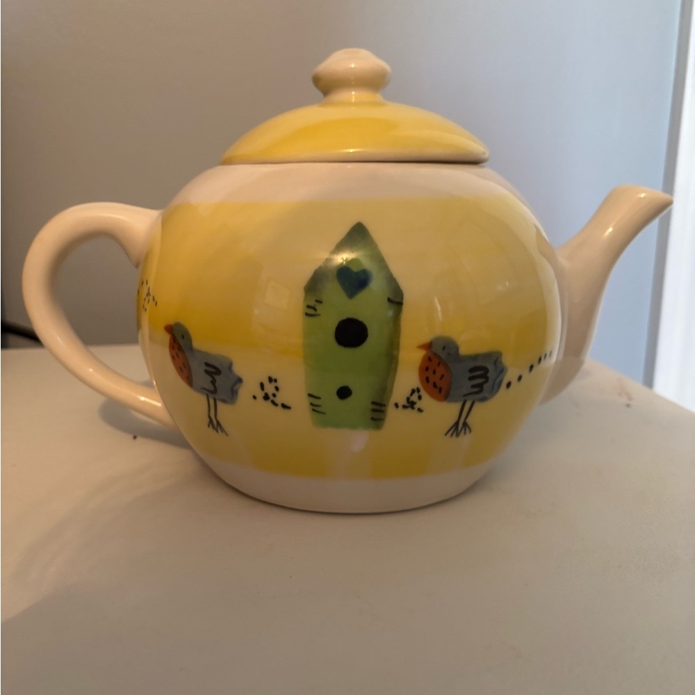 Vintage Birds & Birdhouse Teapot